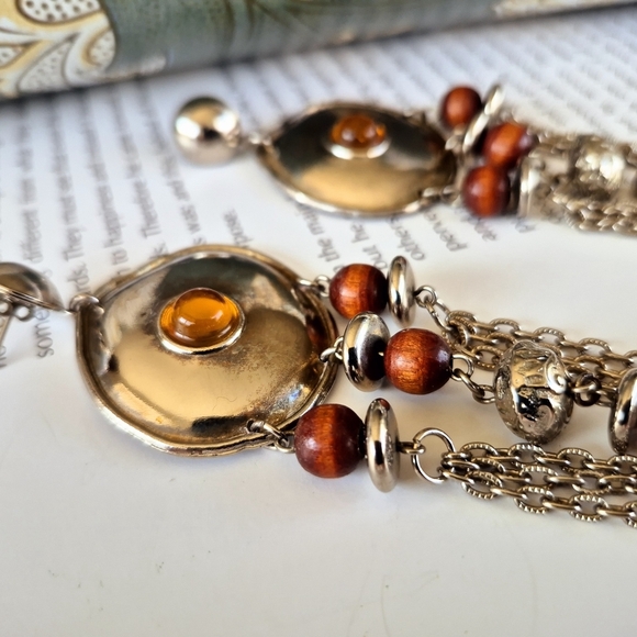 Elegant Silver and Gold Chain Earrings - Picture 6 of 10